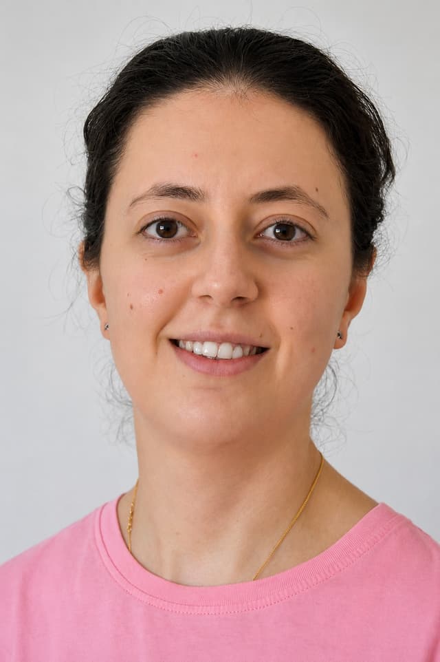 Portrait of Kiana Mahtabi Nourani